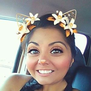 Meet your Posher, Hillary